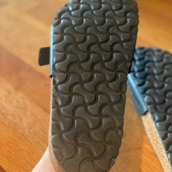 Size 36 - Picture 2 of 3